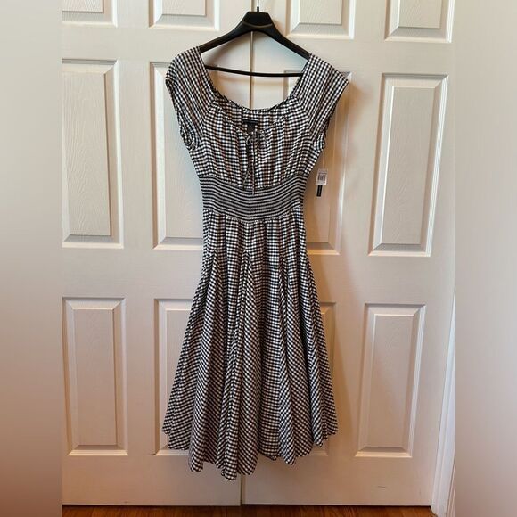 BLACK AND WHITE GINGHAM DRESS WITH CAP SLEEVES AND ELASTIC WAIST SIZE XL NWT - Picture 2 of 8
